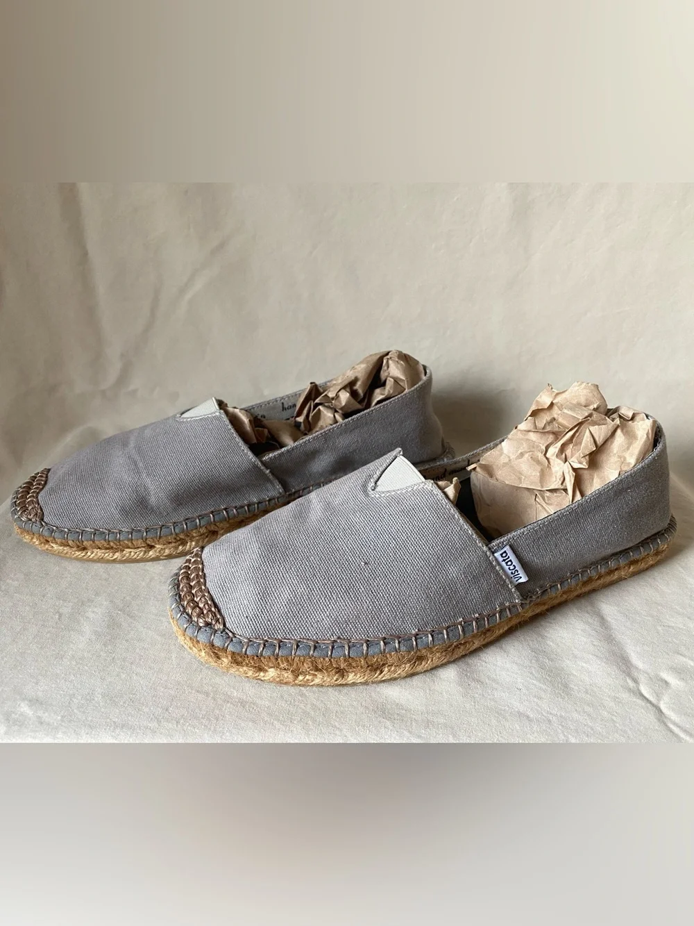 Viscata | Light Gray Canvas and Jute Stitched Espadrille Flats Size 39/8.5